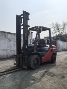 รถยกโตโยต้า8FF30มือสอง3ตันรถยกเบนซิน - Product Image 4