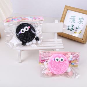 Sandwich Biscuit EVA Caoutchouc Souple Squeeze Vent Pincement Simulation Alimentaire Jouer Décompression Jouet - Product Image 3