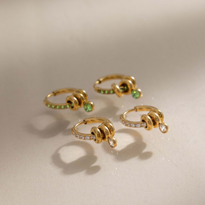 J&D Jewelry - Pendientes de Aro de Acero Inoxidable Chapados en Oro de 18K con Circonitas <span class=keywords><strong>Verdes</strong></span>, Joyería de Diseño con Múltiples Anillos para Mujer - Product Image 6