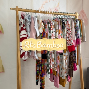 Bundle Misterioso per Rivenditori Whatnot, Pigiami in Bambù Morbido, Stampe Miste, <span class=keywords><strong>Taglie</strong></span> Casuali, Abbigliamento per Neonati - Product Image 1