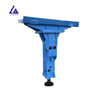 Pilonneuse pour mini-chargeuse, réglable pour différentes tailles de poteaux et travaux d'installation de pieux - Product Image 2