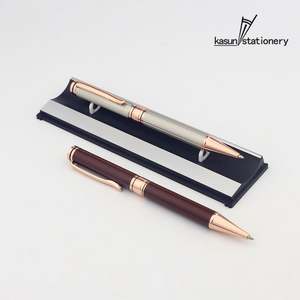 Bolígrafo de Metal al por Mayor con Logotipo Personalizado Láser, Bolígrafo Publicitario con Tinta de Gel y Punta Táctil para Regalo - Product Image 3