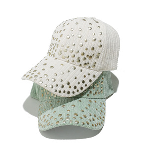 HZM-24585 nuovo stile Casual alla moda cappellini da Baseball con perline e borchie in velluto a coste cappelli per uomo e donna - Product Image 4