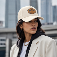 Casquette de golf 5 panneaux en cuir personnalisable OEM, faible MOQ, sergé lavé de qualité supérieure, boucle métallique réglable, séchage rapide, respirante