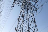 Tour de transmission de puissance 35-750KV, structure en acier galvanisé à chaud pour poste de transformation, idéale pour les projets de réseaux électriques