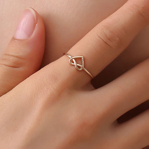 Anello Aperto a Cuore Infinito Regolabile Minimalista per Donne - Oro/Argento - Product Image 3