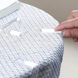 24 pièces de pinces pour <span class=keywords><strong>nappe</strong></span> transparentes et transparentes <span class=keywords><strong>pince</strong></span> pour <span class=keywords><strong>nappe</strong></span> en plastique <span class=keywords><strong>pince</strong></span> pour couverture de table coupe-vent - Product Image 2