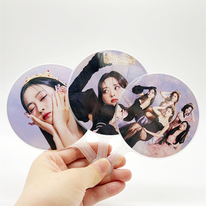 Mini <span class=keywords><strong>piquet</strong></span> personnalisé <span class=keywords><strong>petit</strong></span> <span class=keywords><strong>piquet</strong></span> 10cm Kpop idole événement concert ventilateurs à la main - Product Image 3
