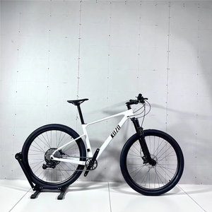Vélo de montagne en fibre de carbone Kozo 29er 12 vitesses avec frein à disque <span class=keywords><strong>hydraulique</strong></span> à quatre pistons, jante en aluminium, cadre Soft-Tail pour adultes - Product Image 1