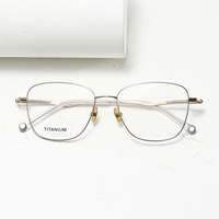 576 Bingkai Kacamata Vintage Trendy Titanium Murni IP Klasik Persegi Ultra-Ringan Full Rim Geometris Dua Warna untuk Pria Wanita