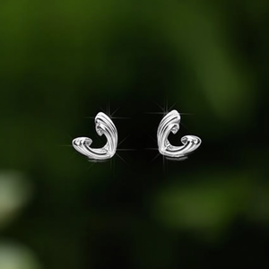 Romantic <b>Heart</b>-Shaped Stud <b>Earrings</b> Gift Made of Durable Alloy - Product Image 3