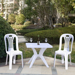 <span class=keywords><strong>Chaise</strong></span> de <span class=keywords><strong>jardin</strong></span> empilable blanche pas chère en plastique PP <span class=keywords><strong>sans</strong></span> accoudoirs pour événements en plein air - Product Image 6