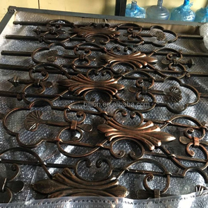 מעקות ברזל יצוק - Product Image 1