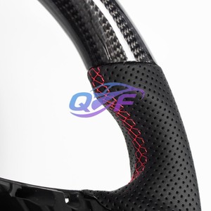 Volante Deportivo Mejorado de Fibra de Carbono Forjado para Volkswagen Golf MK8 Tiguan 2020 2021 <span class=keywords><strong>2022</strong></span> 2023 2024, Interior Automotriz - Product Image 5