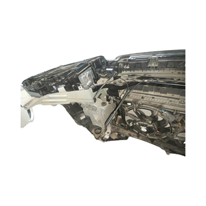 Haute qualité utilisé pour Volvo <span class=keywords><strong>XC</strong></span> <span class=keywords><strong>40</strong></span> Auto Bodykit coupe-nez lèvre de pare-chocs avant avec phares de haute qualité pare-chocs de remplacement parfait - Product Image 5