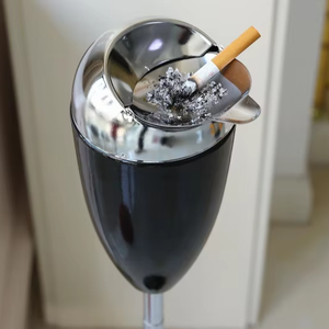 Cenicero metálico vertical al por mayor, anticasco de ceniza volante, telescópico de suelo con tapa, accesorios para fumar - Product Image 1