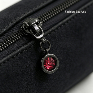 Tirant de fermeture éclair en alliage de cristal noir et rouge avec strass pour sacs, sacs à main, vêtements et accessoires de mode - Product Image 5