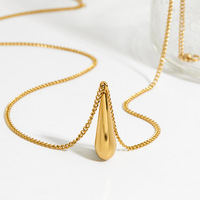 Vente en gros de colliers à pendentif goutte d'eau design de chaîne à maillons en acier inoxydable plaqué or bijoux sans ternissement