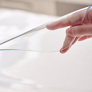 <span class=keywords><strong>Nappe</strong></span> de protection de table transparente bon marché <span class=keywords><strong>nappe</strong></span> en PVC <span class=keywords><strong>toile</strong></span> <span class=keywords><strong>cirée</strong></span> transparente verre tendre sans cristal OEM plante <span class=keywords><strong>carrée</strong></span> - Product Image 1