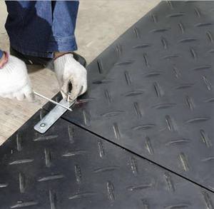 Alfombrillas de <span class=keywords><strong>Plástico</strong></span> HDPE de 4x8 Personalizadas de Fábrica para Obras de Construcción Temporales, Alfombrillas para Terrenos Pantanosos - Product Image 6