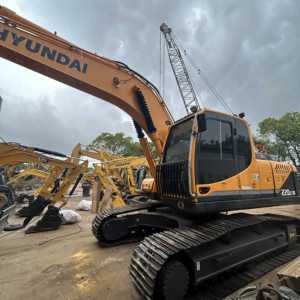 Excavatrice à ramper Hyundai 220 d'origine coréenne d'occasion fabriquée - Product Image 4