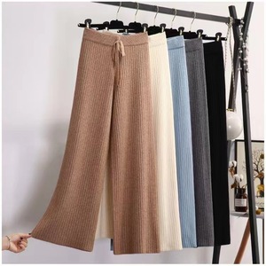 Nuovi Pantaloni Invernali ed Autunnali in Maglia a Taglia Unica a Gamba Larga Vita Alta con Taglio Dritto Verticale Lunghi da Donna - Product Image 1