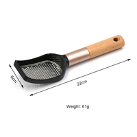 En gros Fouet à œufs Coupe-pizza Éplucheur à fruits Cuillère Ouvre-bouteille Spatule à fromage Décortiqueur de fruits avec manche en bois Ustensiles de cuisine