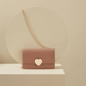 Sac panier en similicuir tendance et à la mode, sac bandoulière unisexe, capacité de 20 à 37 L, doublure en soie minimaliste - Product Image 3