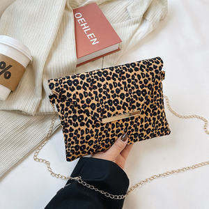Nueva llegada de las señoras de lujo bolsos cruzados correa de cadena de oro de las mujeres leopardo Cheetah bolsos de mensajero de cuero - Product Image 6