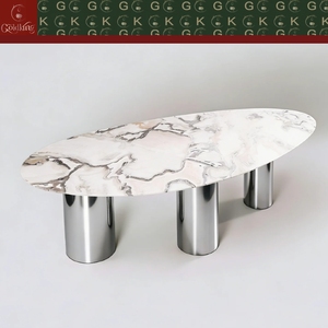 Table ovale en marbre blanc de Carrare GOLDKING pour salon et salle à manger, base blanche, veines grises, 3 pieds en acier inoxydable, sur mesure - Product Image 2