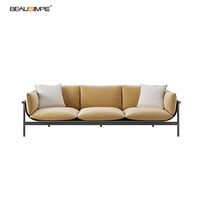 Canapé sectionnel rectangulaire de luxe moderne Totu, meuble de salon avec cadre en métal et rembourrage en éponge