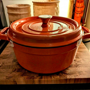 Professional heat retaining easy clean scratch resistant enameled cast iron dutch oven - Product Image 1