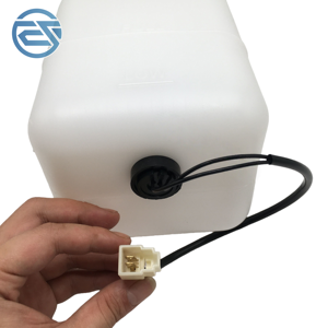 Réservoir d'eau de refroidissement pour excavatrice 4130139 4197948 pour EX100-3G EX120-6 EX200-6 Réservoir d'expansion d'eau Pièces de machines de construction - Product Image 5