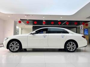 Mercedes-Benz <span class=keywords><strong>Classe</strong></span> <span class=keywords><strong>E</strong></span> 2021 Facelift <span class=keywords><strong>E</strong></span> 300 L Sport Luxury Edition Auto Usata Guida a Sinistra Motore Turbo Sedili in Pelle R19 Scuro - Product Image 3