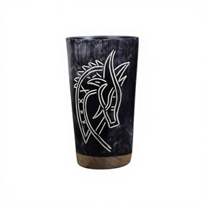 Tasse à boire en corne de buffle noire naturelle, sculptée avec un motif de dragon viking, artisanat naturel, objet de collection, thème animal, durable, UO - Product Image 1
