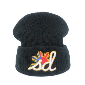 Casquette d'hiver en tricot unisexe réglable de haute qualité avec logo brodé 3D personnalisé, 100% acrylique, personnage de dessin animé, camouflage aux couleurs fruitées - Product Image 2