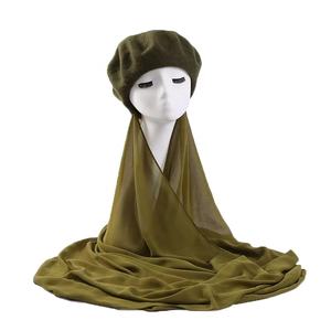 <span class=keywords><strong>Ensemble</strong></span> d'<span class=keywords><strong>écharpe</strong></span> classique tricoté en laine, casquettes de Newsboy, Logo personnalisé, Hijab en mousseline de soie, <span class=keywords><strong>béret</strong></span> chapeaux pour femmes - Product Image 2