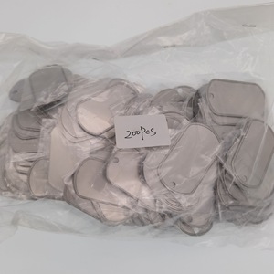 Etiqueta de perro en blanco con silenciador y cadena brillante de acero inoxidable con técnica galvanizada para logotipo en relieve impreso tipográfico - Product Image 6