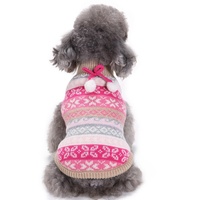 Pull pour chien élégant et luxueux en tricot d'hiver avec nœud papillon et clochette tridimensionnelle pour amis à fourrure