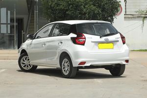 Toyota Vios <span class=keywords><strong>FS</strong></span> 1.5L CVT 2022 Usata, Edizione 20° Anniversario, Hatchback ad Alto Rapporto Qualità-Prezzo, Auto Familiare a Basso Consumo per Vendita Globale - Product Image 5