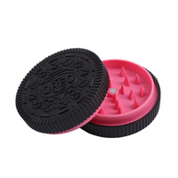 WOWO TECH Vente en gros Prix d'usine à chaud Nouveau design 50-60mm Broyeur d'herbes en plastique en 2 parties Biscuit dents pointues et boîte de présentation