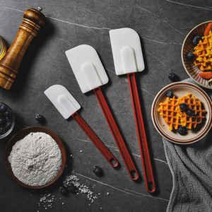 Spatules en silicone de qualité commerciale, résistantes à la chaleur jusqu'à 500°F, écologiques, compatibles lave-vaisselle, 10'', 14'', 16'', rouge et blanc, pour la pâtisserie - Product Image 4