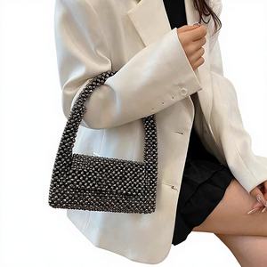 กระเป๋าถือผู้หญิงสไตล์วินเทจประดับมุกและเพชร พร้อมซิปปิด สายสะพายเดี่ยว เหมาะสำหรับทุกฤดู รวมถึงฤดูร้อน - Product Image 1