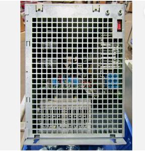 6SN1145-1BA02-0CA0 utilisé Siemens Simodrive 611 E/R Module <span class=keywords><strong>INT</strong></span> 36/47KW SIEMENS Servo Drive 1 an de garantie - Product Image 2