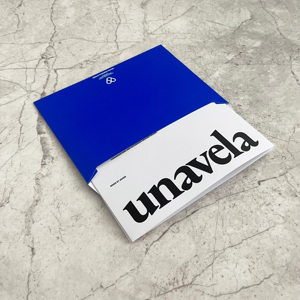 Sobres Azules Personalizados con Tarjetas Blancas Incluidas - Empaquetado de Papel con Marca Personalizada para Pequeñas Empresas - Product Image 2