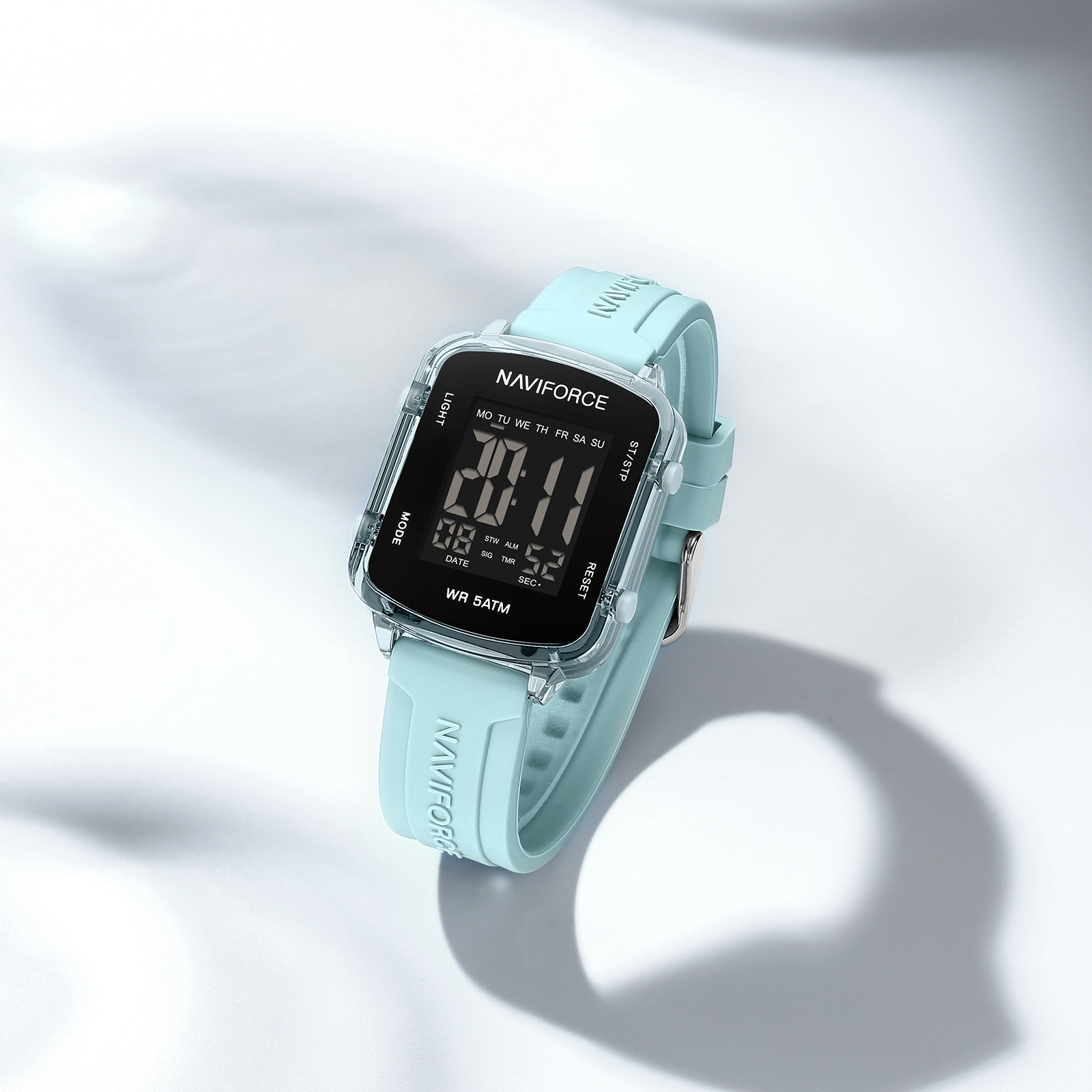 NAVIFORCE 7120 Watch Waterproof LCD Display Wristwatch