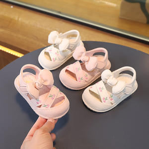 Été nouveau bébé enfant en bas âge princesse chaussures bébé fille semelle souple anti-dérapant <span class=keywords><strong>sandales</strong></span> - Product Image 2