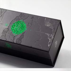 Caja de envío de cartón de lujo personalizada del nuevo fabricante, materiales reciclados con impresión offset, embalaje de papel colorido - Product Image 4