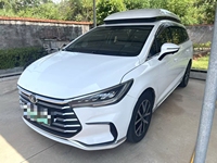 Новый Song MAX DM-i 1.5L Plug-in Hybrid с запасом хода 105 км на электротяге, представительский минивэн, в продаже