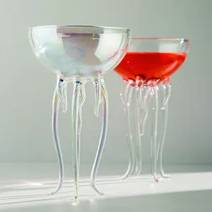 Hot Selling Handmade Unique Clear Jellyfish Glass Cup Shape Glass Octopus Animal Goblet Martini Juice Cocktail for Nightclub Bar